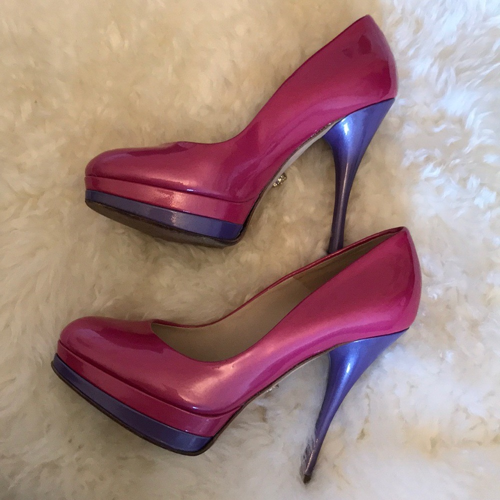 BIG SALE - Moving Overseas - Versace heels